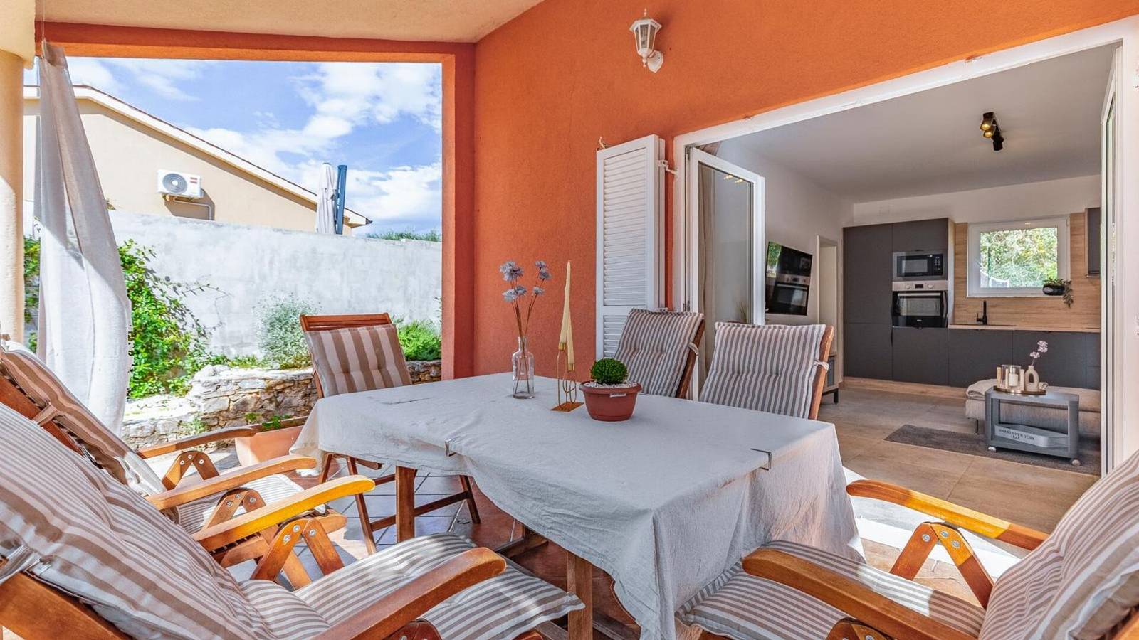 Villa Ella by Villas Gudie in Barbariga, Costa meridionale dell´Istria