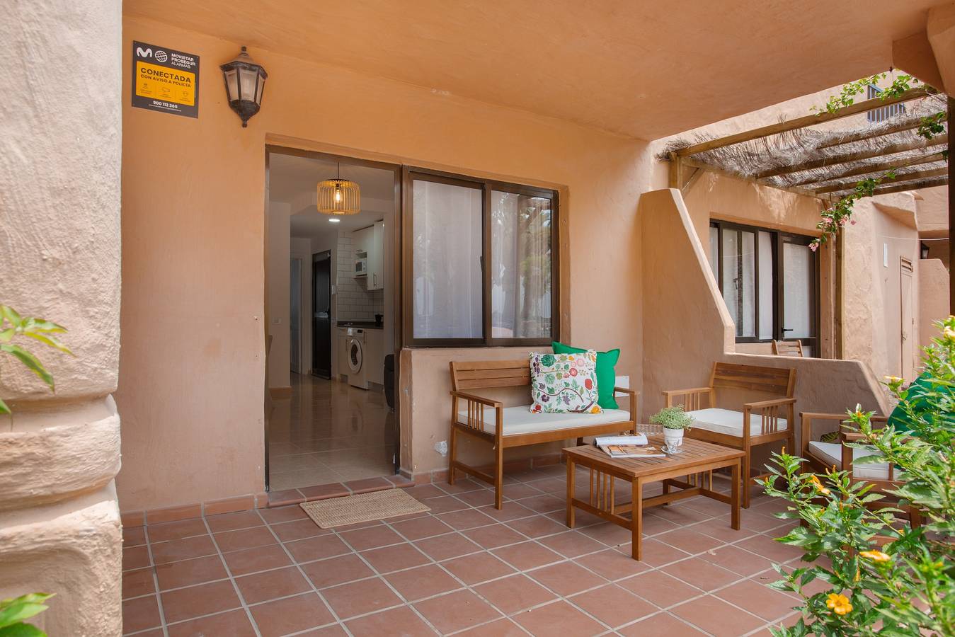 Appartement entier, Vacances 'Ocean Dune' avec piscine partagée, terrasse privée et Wi-Fi in Corralejo, La Oliva