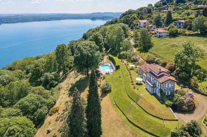 Villa pour 11 personnes, avec vue et jardin ainsi que vue sur le lac et piscine à Comune di Stresa - 4