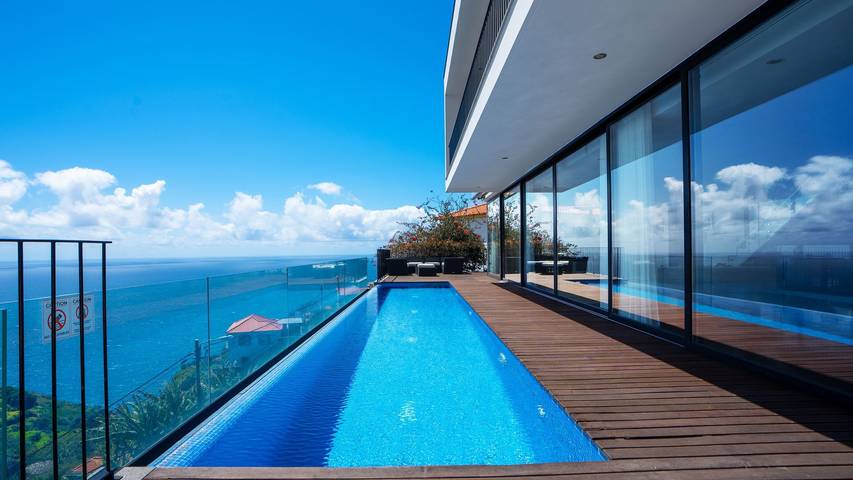 Location de vacances pour 8 personnes, avec jardin ainsi que piscine et vue sur l’océan à São Gonçalo - 2