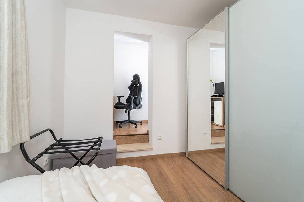 Entire apartment, Beautiful apartment in Sustjepan in Dubrovnik, Grad Dubrovnik