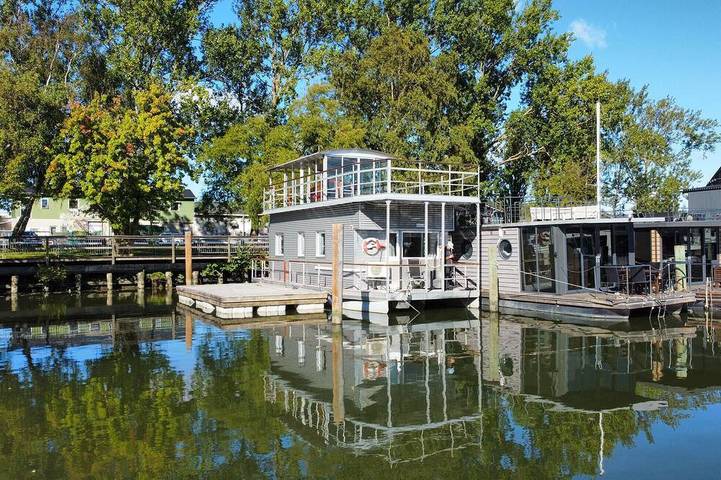 Hausboot für 6 Personen, mit Sauna in Schweden