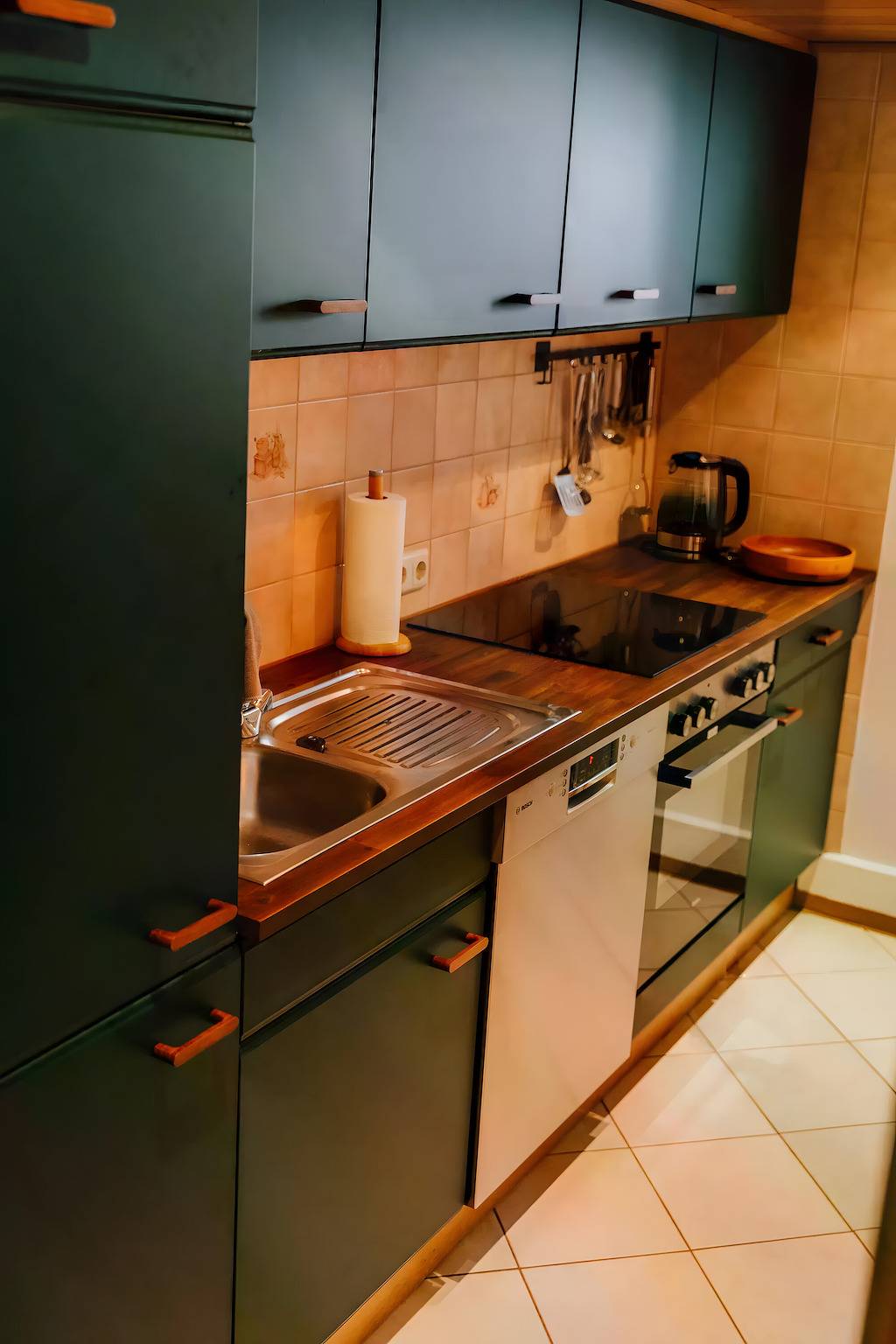 Ganze Wohnung, Ferienwohnung 'Bästenbach' mit Seeblick, privater Terrasse und Wi-Fi in Bad Peterstal-Griesbach, Mittlerer Schwarzwald