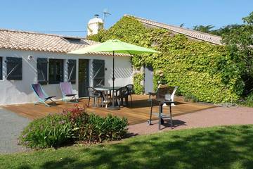 Gîte pour 4 personnes, avec terrasse et jardin à Bouin