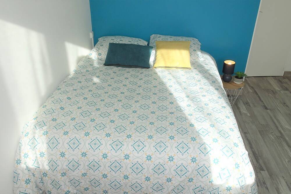Appartement entier, Appartement T3/T4 proche des berges du Cher in Montluçon, Région de Montluçon