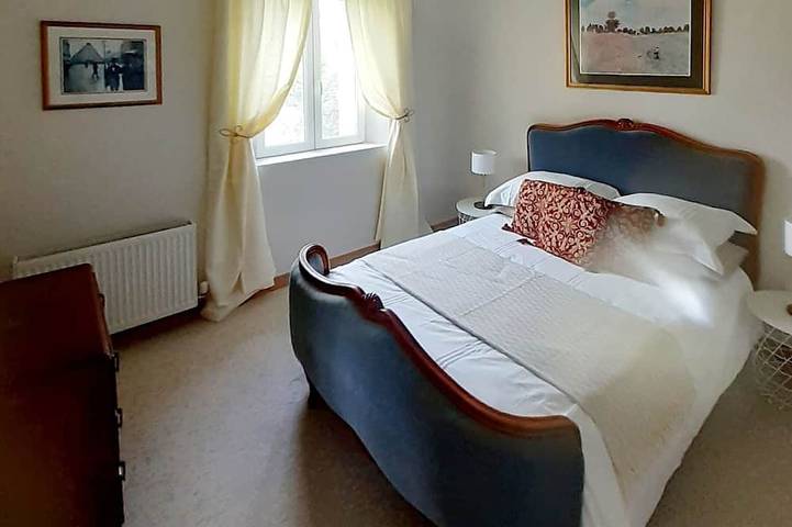 Location de vacances pour 6 personnes, avec jardin à Rouzède - 2