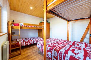Location De Vacances pour 12 Personnes dans Albiez-Montrond, Région de Saint-Jean-de-Maurienne, Photo 2
