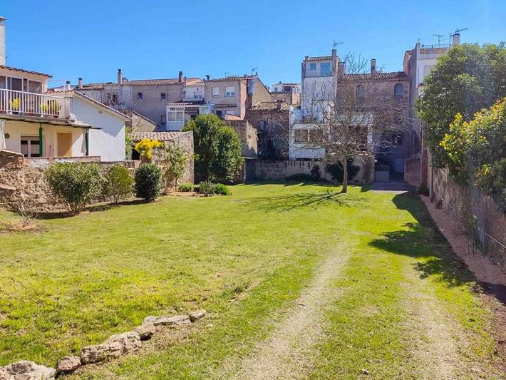 Ferienhaus für 10 Personen, mit Balkon und Terrasse sowie Garten und Ausblick