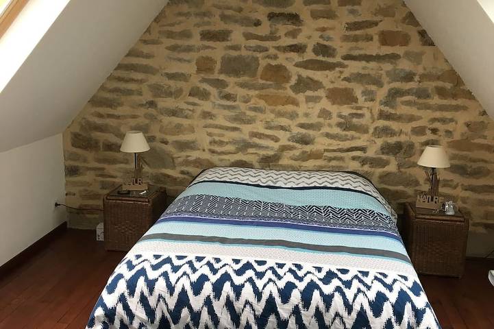 Location de vacances pour 8 personnes, avec jardin à Plogoff