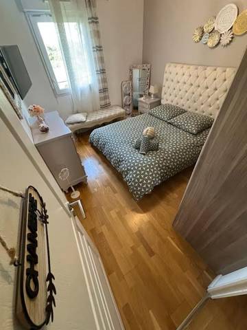 Cottage pour 2 personnes, avec vue et terrasse à Athis-Mons