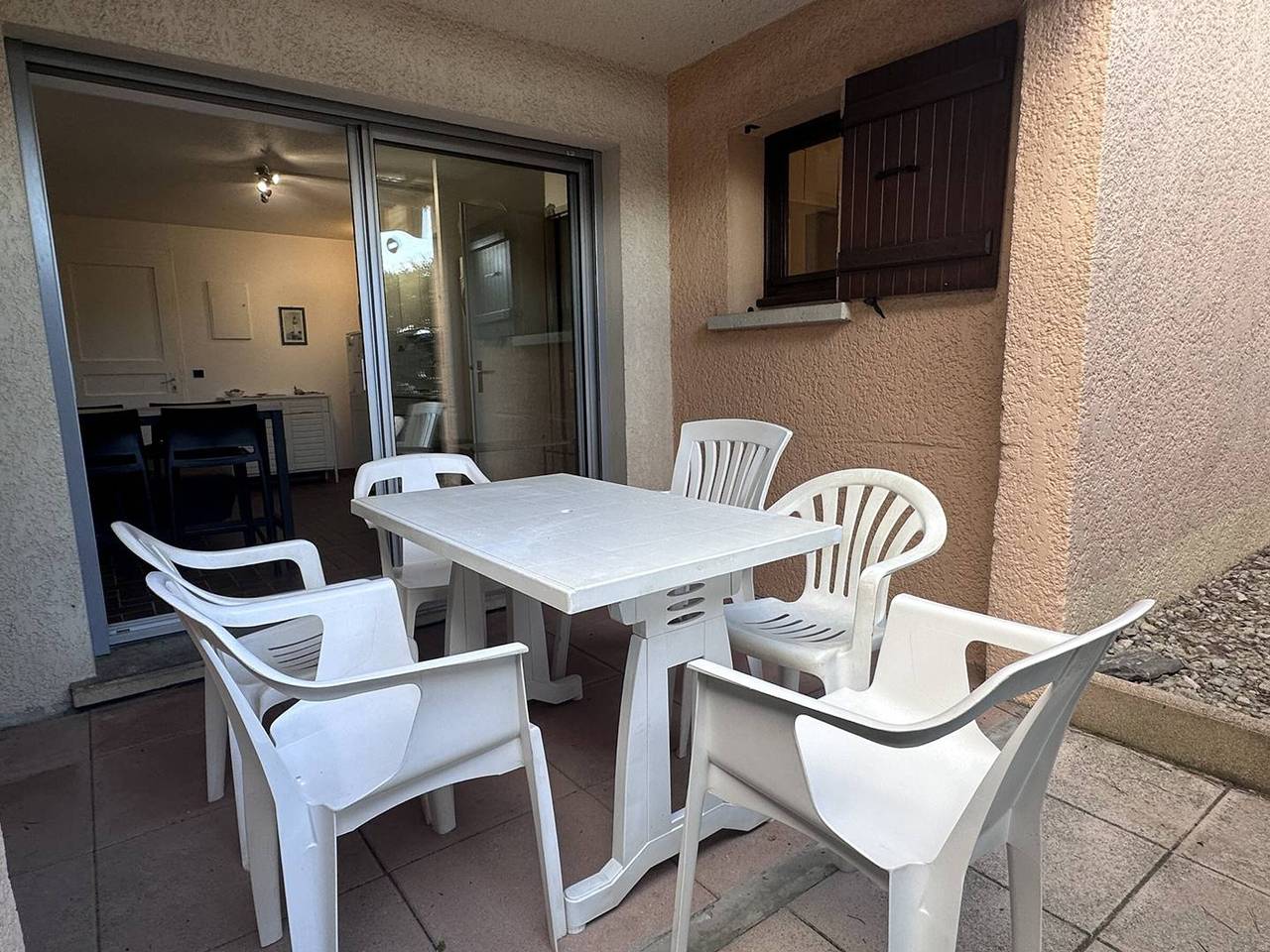 Appartement entier, Confortable T2 Bis aux Issambres avec terrasse et accès piscine et tennis in Roquebrune-sur-Argens, Côte méditerranéenne (France)