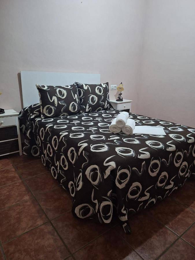 Casa rural para 9 personas, con piscina además de terraza y vistas, Se admiten mascotas en Arriate - 4