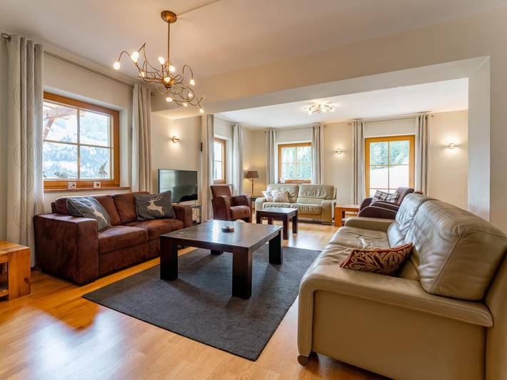 Sehr geräumiges Chalet mit Luxus-Wellness und Bar in Hohe Tauern, Rennweg am Katschberg