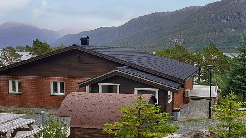 Ferienhaus für 8 Personen, mit Terrasse in Bremanger