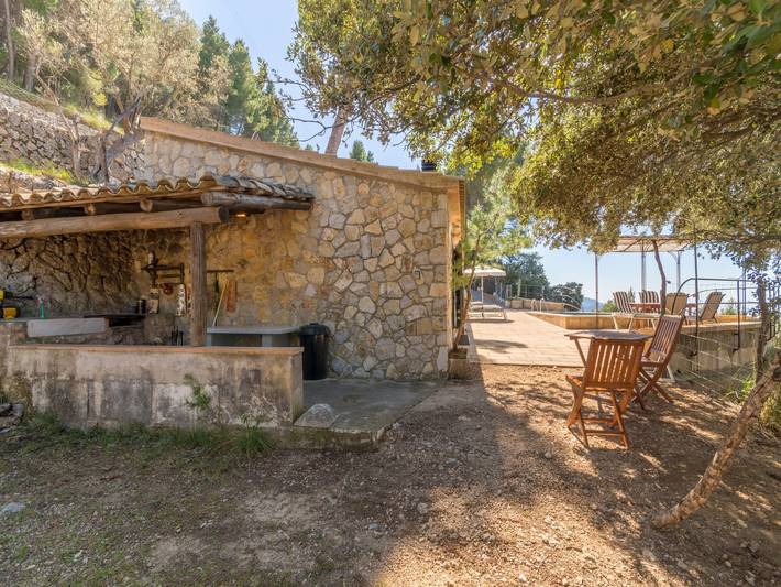 Maison de vacances pour 4 personnes, avec Balcon et Terrasse ainsi que Jardin et Piscine à Valldemossa