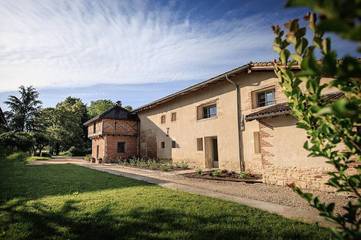 Agriturismo pour 8 personnes, avec jardin à Bâgé-la-Ville