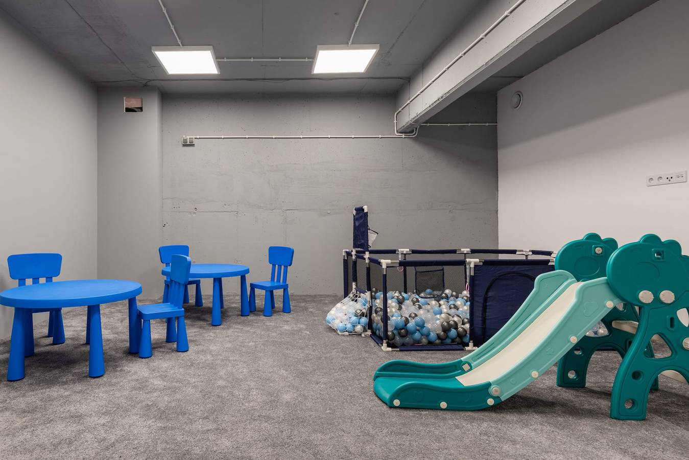 Ganze Wohnung, Ferienwohnung für 6 Personen mit Balkon/Terrasse in Mielno, Powiat Koszaliński