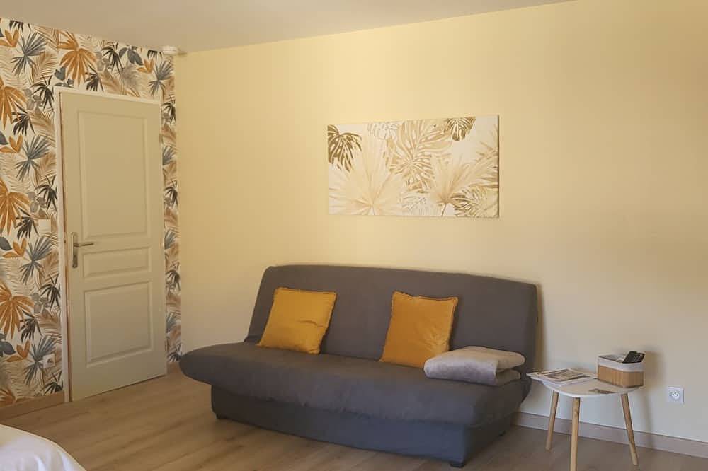 Appartement entier, Studio à 5 minutes du canal du midi 20 minutes de Narbonne 30 minutes des plages in Canet, Côte méditerranéenne (France)