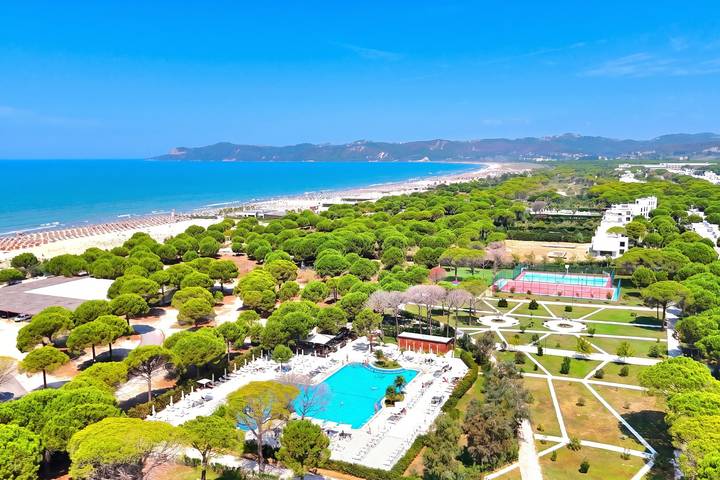 Ferienwohnung für 5 Personen, mit Balkon und Kinderpool in Albanien