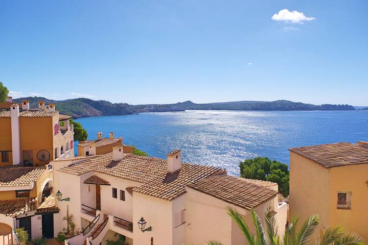 Ferienwohnung für 3 Personen, mit Terrasse und Pool in Cala Fornells - 3