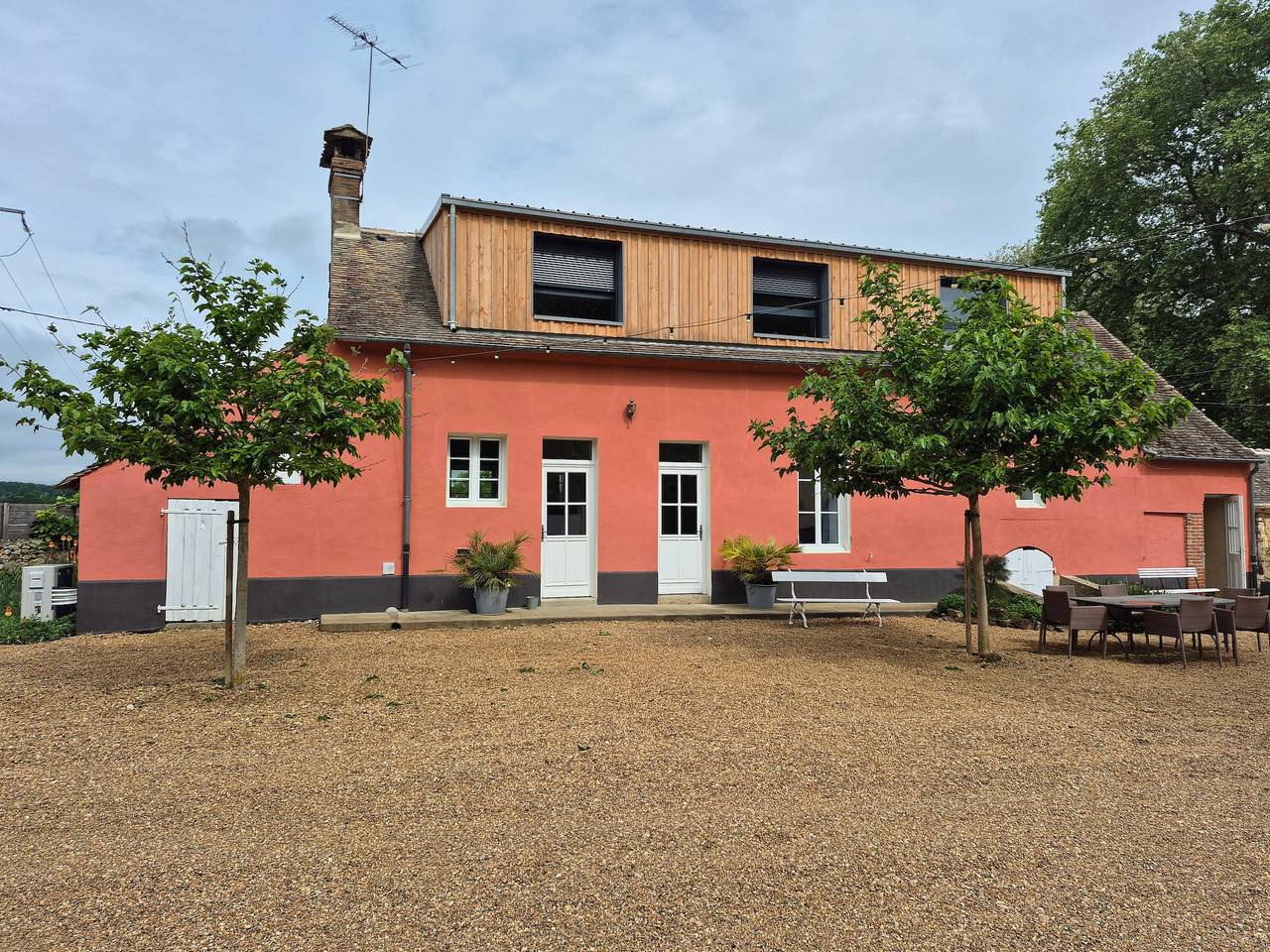 Gîte de Bresteau - 12 personnes in Beillé, Sarthe
