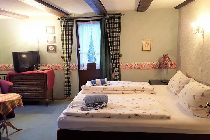 Ferienhaus für 19 Personen, mit Balkon und Garten in Bacharach - 2