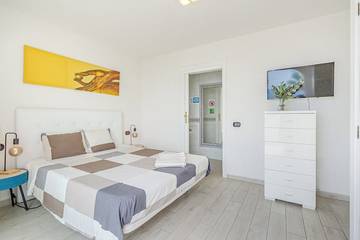 Villa for 8 People in Playa de los Cristianos, Arona, Photo 3