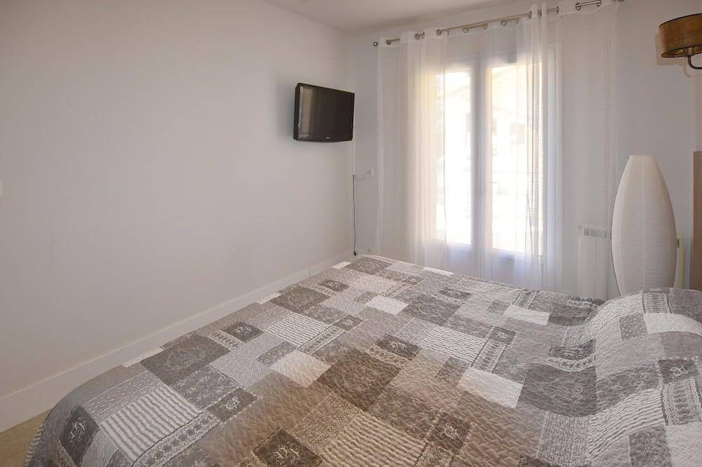 Luxurious home in Sarrians in Sarrians, Vaucluse