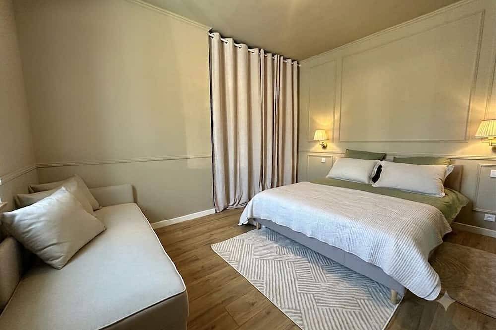 Town house with garden, walking distance to amenities and train station in Toulenne, Langon region