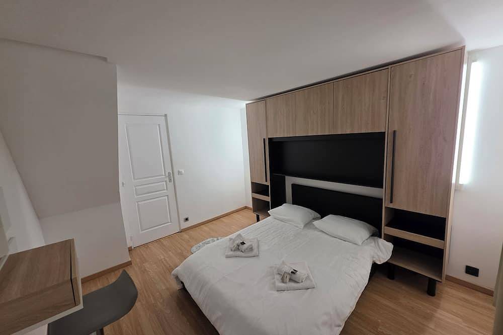 Fully equipped townhouse in Argenteuil, Val-d'Oise
