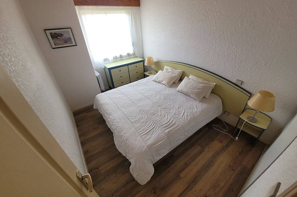 Appartement entier, Location T2 terrasse proche thermes Eugénie in Eugénie-les-Bains, Landes