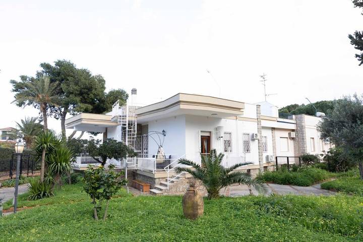 Villa per 12 persone, con panorama e giardino nonché balcone - 1
