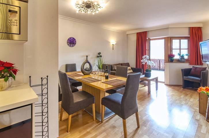 Ferienwohnung für 8 Personen, mit Terrasse und Pool in Piesendorf - 4