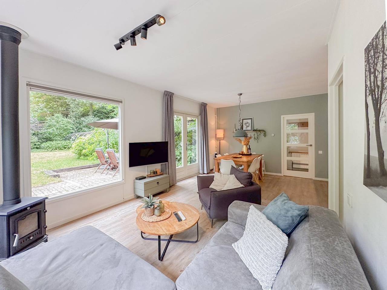 Schönes Haus mit großem Garten im Wald in Haaren, Nordbrabant