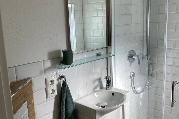 Ganze Wohnung, Ostsee, 1-Zimmer-Ferienwohnung für 2Per. im Ostseebad Nienhagen, 5min zum Strand in Nienhagen, Rostock und Umgebung