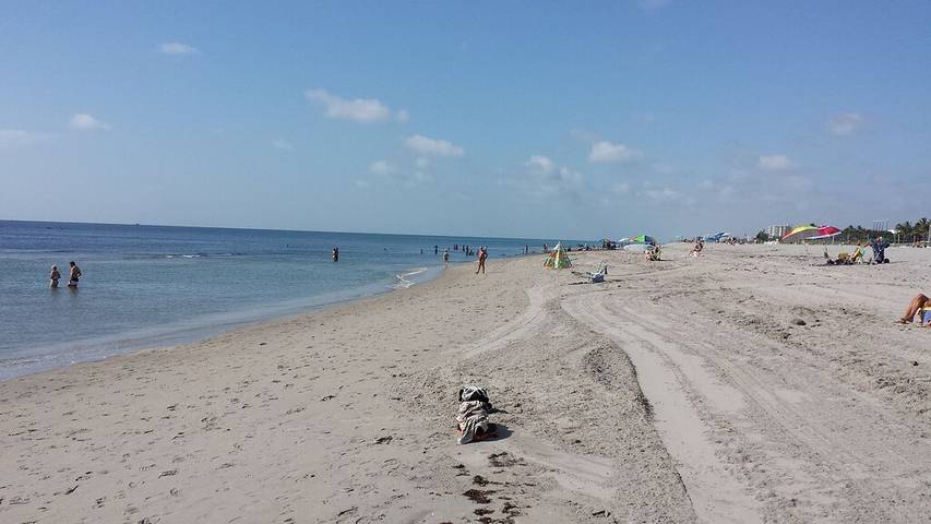 Vacation rental for 5 people, with yard and terrace in Delray Beach