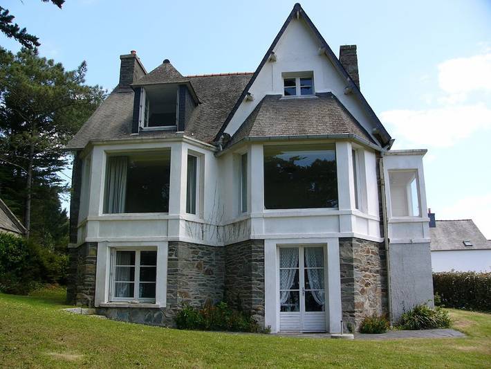Location de vacances pour 10 personnes, avec Terrasse et Jardin dans Plage des Sables Blancs