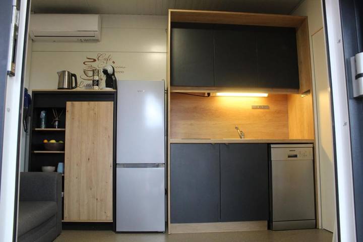 Camping für 6 Personen, mit Terrasse, mit Haustier in Privlaka - 3