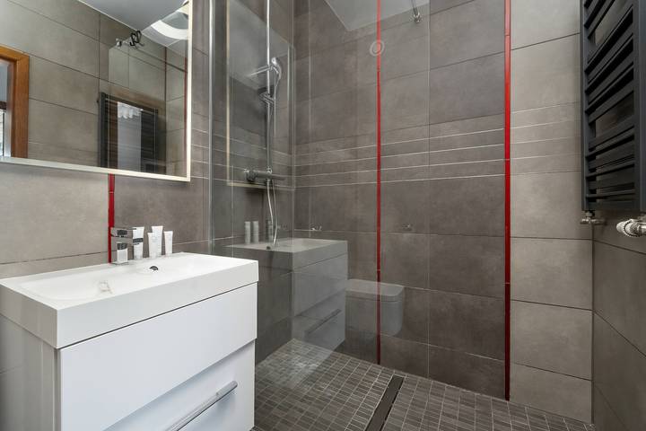 Ganze Wohnung, Apartment with a River View Near the Old Town by Renters Prestige in Breslau, Niederschlesien