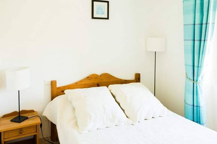 Location de vacances pour 6 personnes, avec jardin ainsi que jacuzzi et terrasse à Oppède - 2