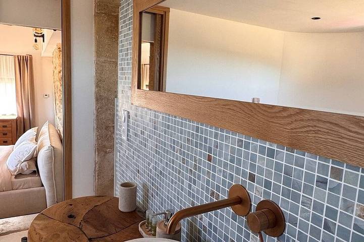 Gîte pour 8 personnes, avec piscine et jacuzzi à Montbazin - 4