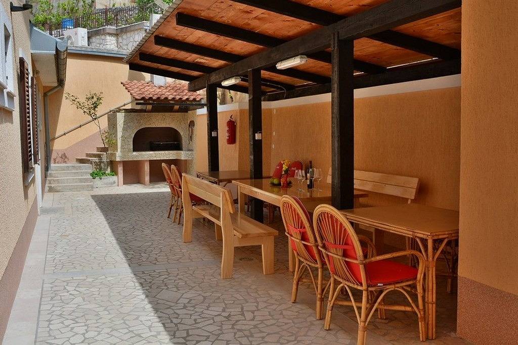 Entire apartment, One bedroom apartment with terrace and sea view Senj A-25225-a in Senj, Kvarn land