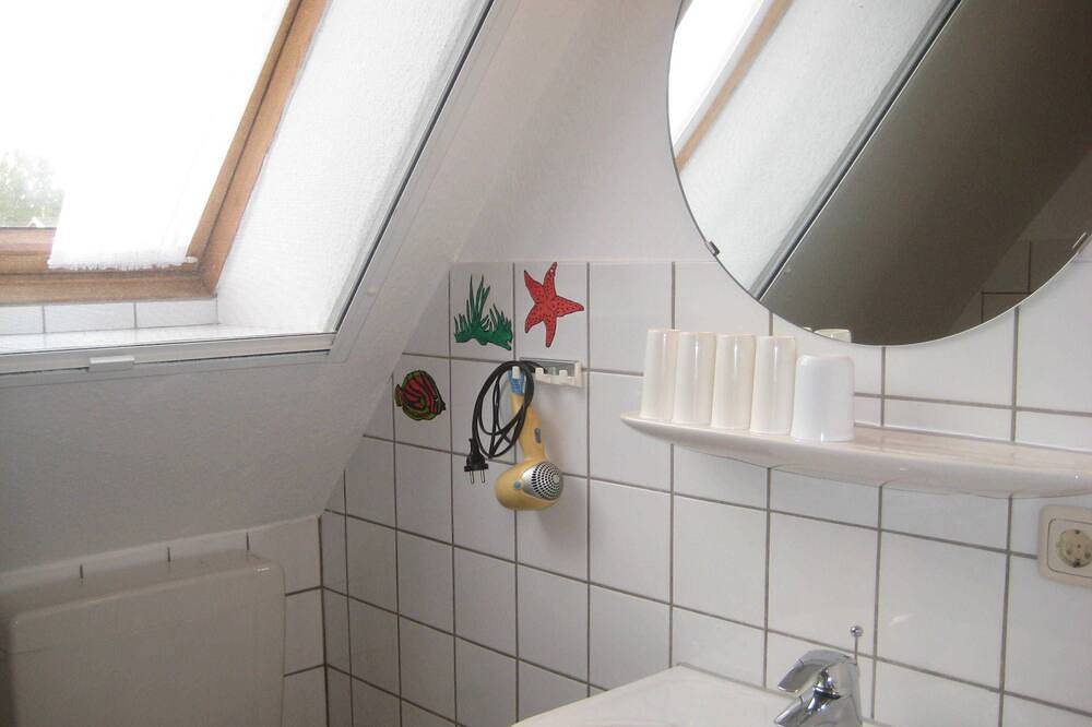 Ganze Wohnung, 2 - - - Og 3-Raum (Bc.a2) - Barlt - Ferienhaus Bärbel in Barlt, Sankt Michaelisdonn und Umgebung