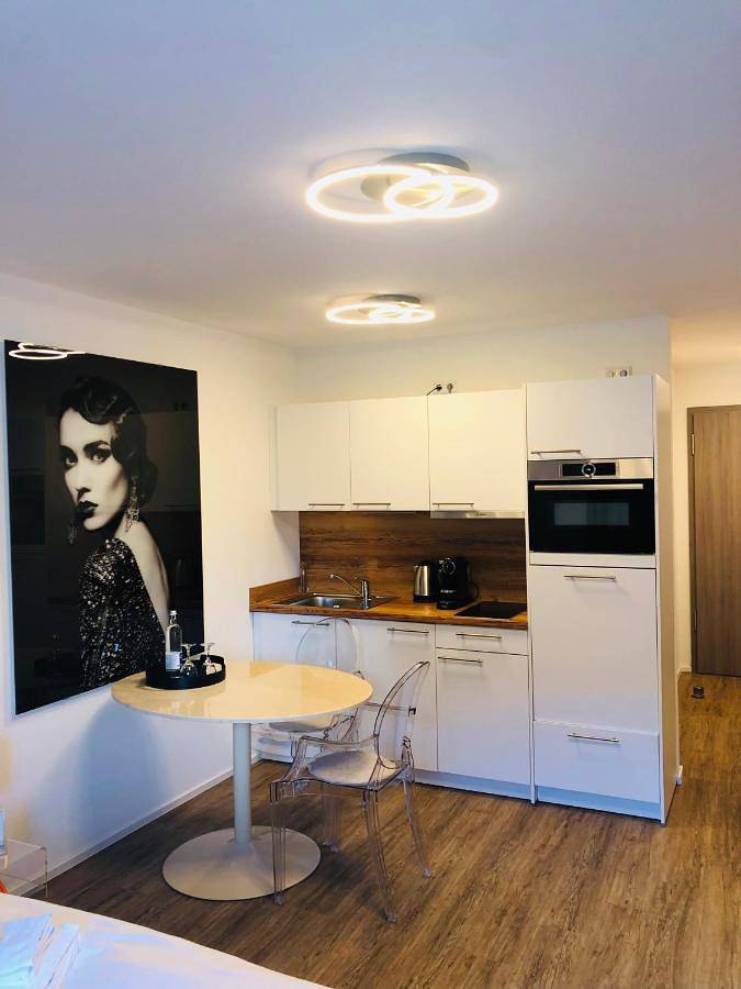 Ferienwohnung für 3 Personen, mit Garten und Balkon in Metzingen - 2