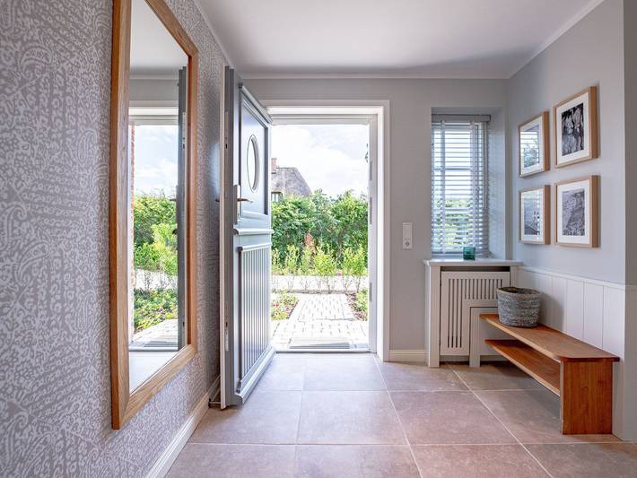 Ferienhaus für 6 Personen, mit Sauna und Terrasse sowie Garten in Utersum - 2