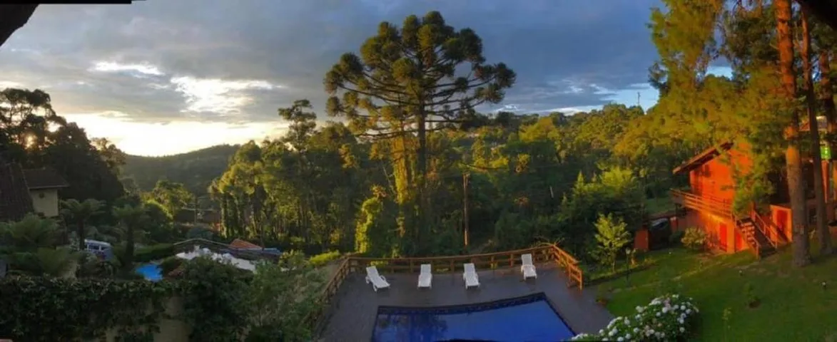 Appartement de vacances pour 3 personnes, avec vue et jardin ainsi que terrasse et piscine - 1