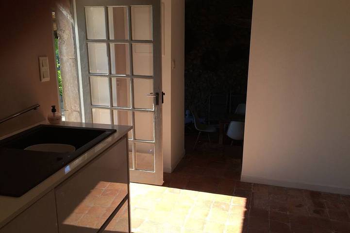 Gîte pour 7 personnes, avec jardin et piscine à Labastide-de-Virac - 3