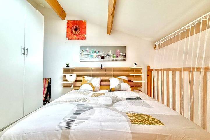 Ganze Wohnung, L’Instant Douceur, 2 guests, Pool in Calvisson in Calvisson, Mittelmeerküste (Frankreich)