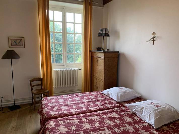 Chambre d’hôte pour 2 personnes, avec vue ainsi que terrasse et jardin