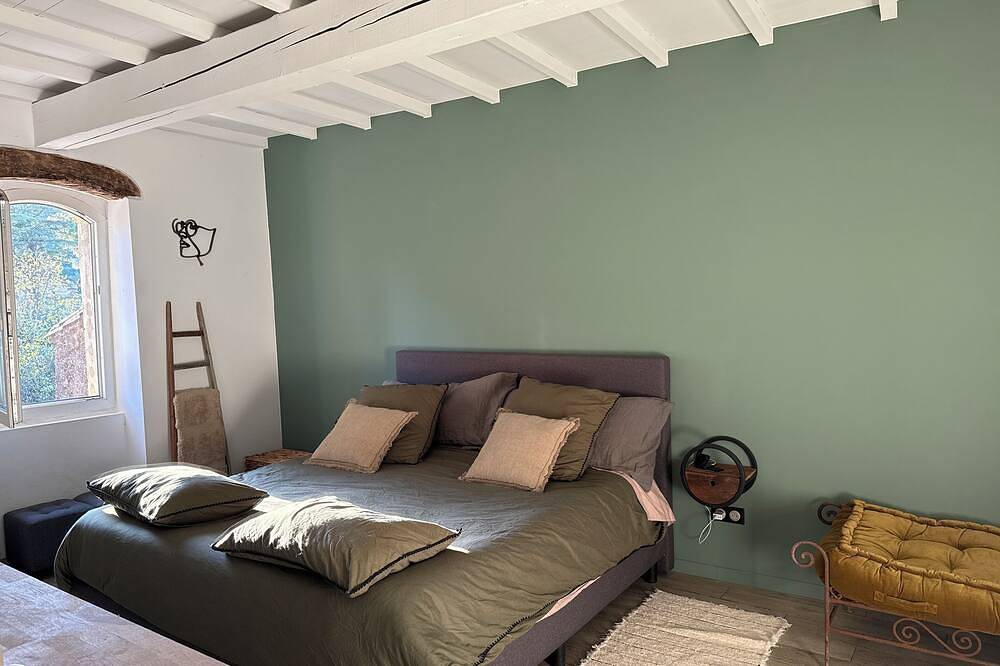 Village house at the gateway to Provence, Ardèche, Vaucluse & Gard in Saint-Nazaire (Nimes), Nimes und Umgebung